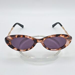 Monroe(sunreader)